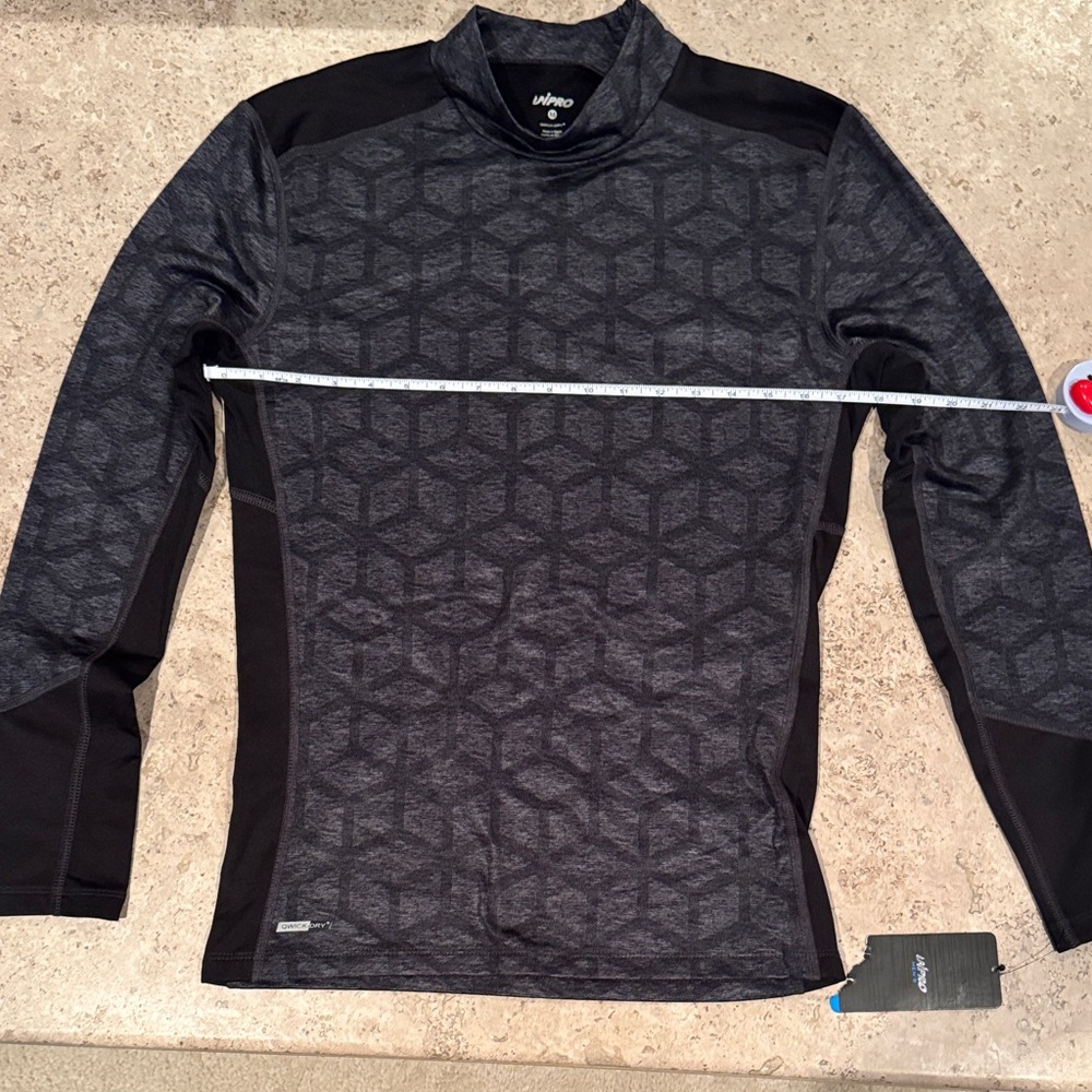 UNIPRO Black and Gray Geometric Long Sleeve Top
